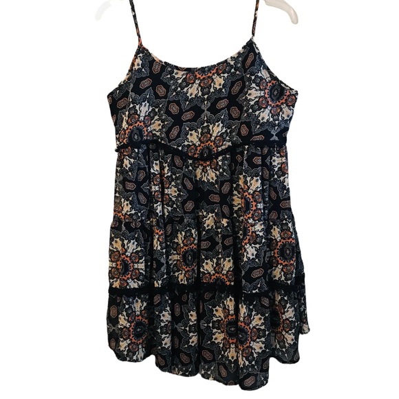 Taylor & Sage Dresses & Skirts - Taylor & Sage Tiered Fully Lined Dress Large